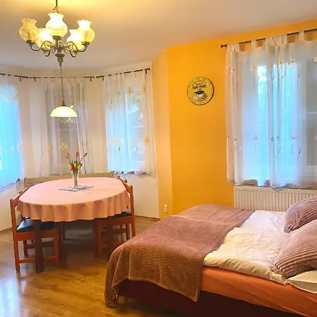 Alba Apartment *